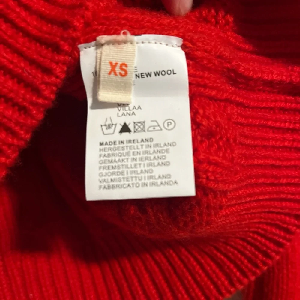 & daughter red cable knit sweater - Picture 4 of 6